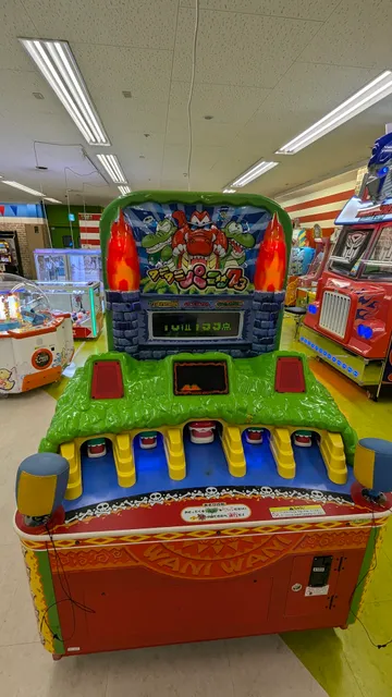 ファミリーランド 弘前店