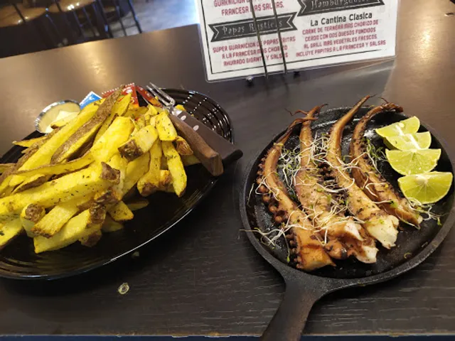 La Cantina Resto Bar