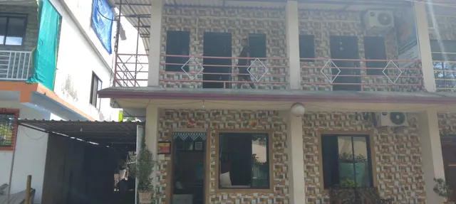 Omkar Cottage & Hotel Kihim Beach