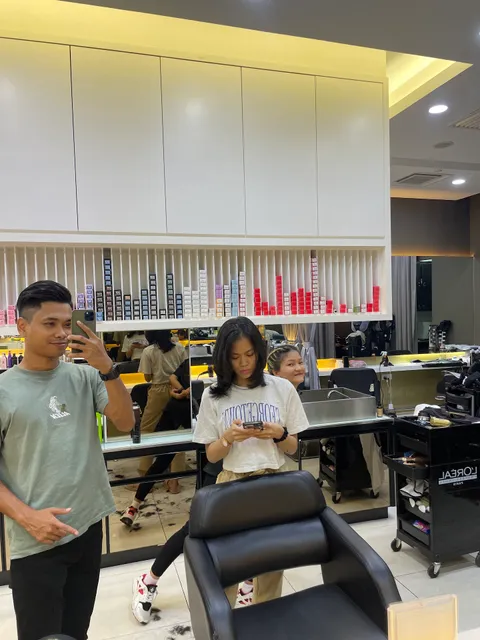 A-Saloon+ Sunway Velocity