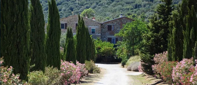 Farmhouse La Valentina