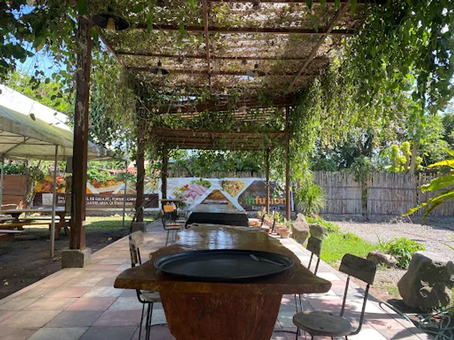 Kandelarya the Farm Kitchen