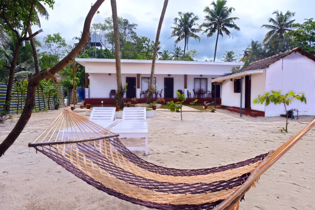 Marari Phoenix Beach Homestay