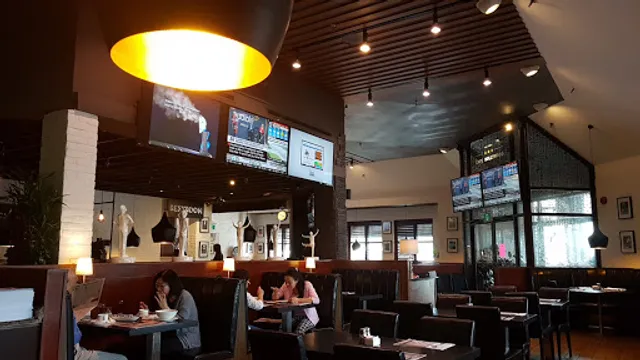 Hollywood.Cafe / Cafe Hollywood