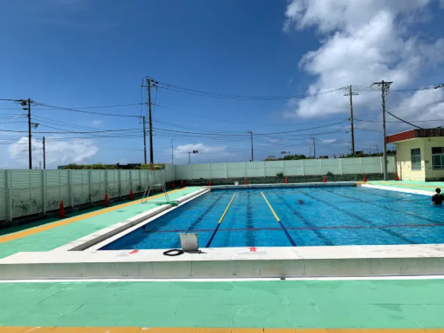 Kamakura Seaside Park Swimming Pool