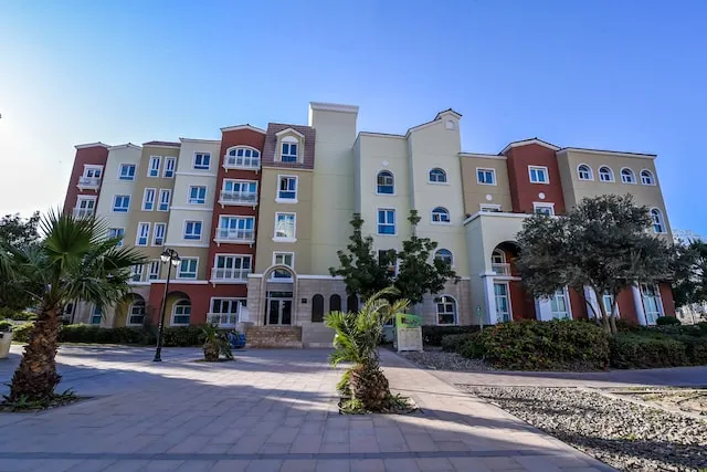 Oyo Home 163 1 BHK Discovery Gardens City View