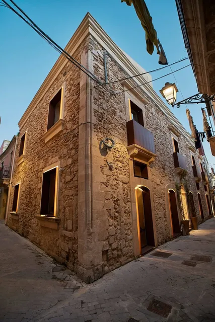 Palazzo Salomone - Hotel