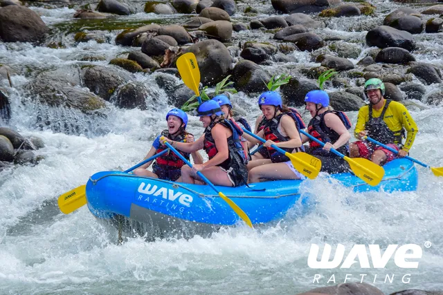 WAVE Rafting Costa Rica
