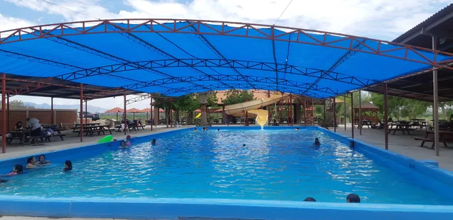 Paraiso aguas termales