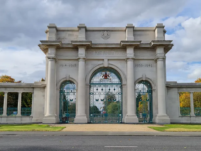 Nottingham War Memorial Gardens
