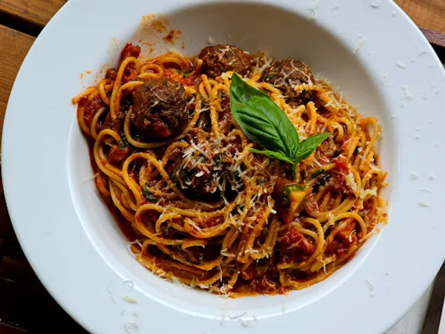 Bistro International