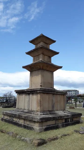 Changyeong suljeongri East Third pagoda