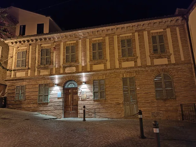 Palazzo Piacentini - Pinacoteca del Mare