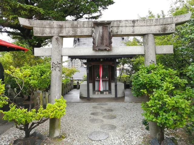 Senriyama Shrine