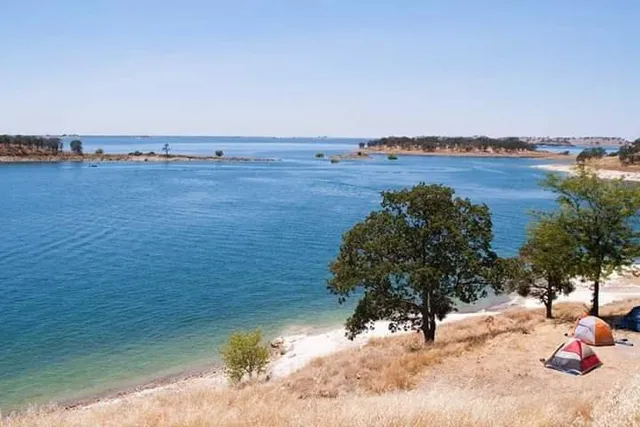 Camanche Reservoir