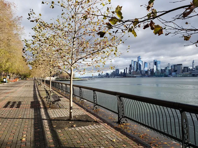 Hudson River Waterfront Walkway