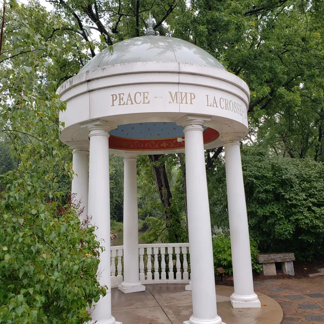 Riverside International Friendship Gardens