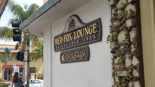 Red Fox Lounge