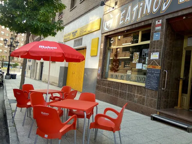 Café Bar Teatinos