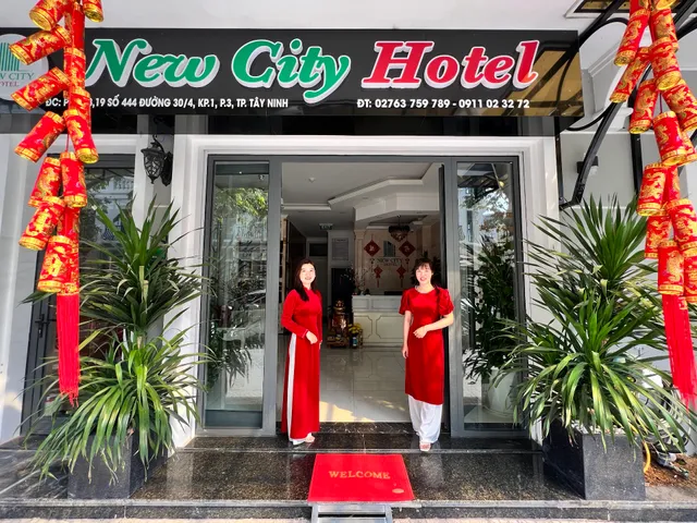 NEW CITY HOTEL