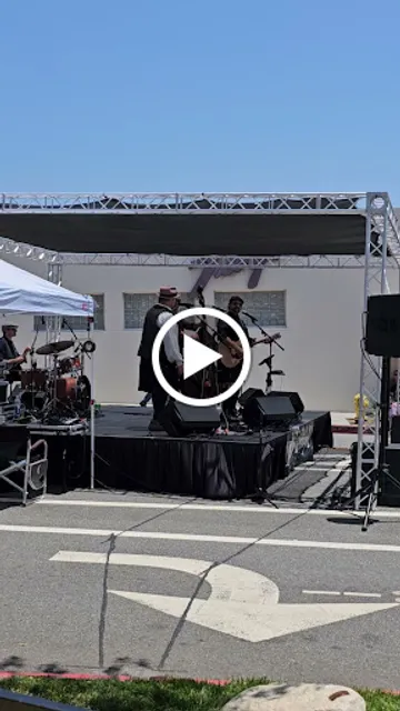 Montrose Shopping Park