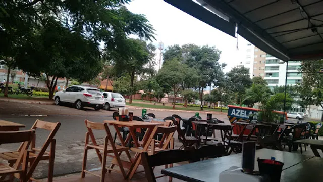 Komiketo Praça do Ipê