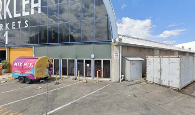 Foodopia - Spiral Potatoes & Burgers