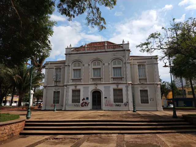 Praça Pedro de Toledo