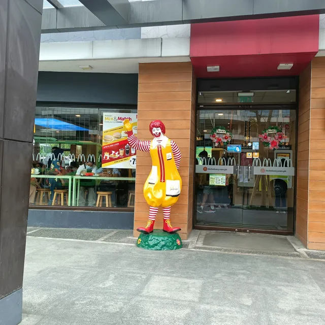 McDonald's Shell Macapagal