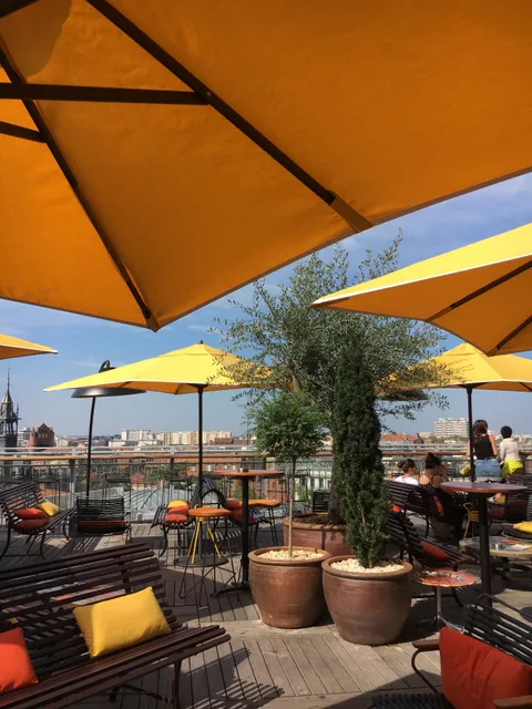 Ma Biche sur Le Toit