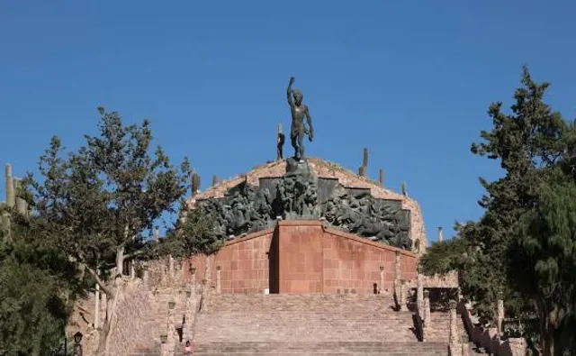 Monumento a los Héroes de la Independencia