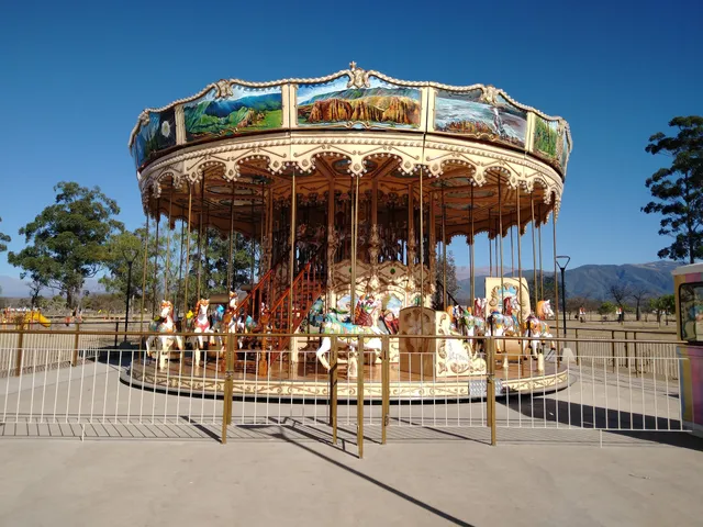 Bicentenario - Unidad Coordinadora de Parques Urbanos Park