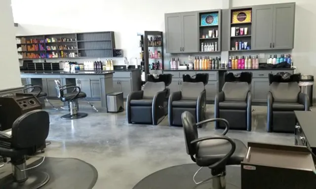 Shelley’s Hair, Body, & Skin