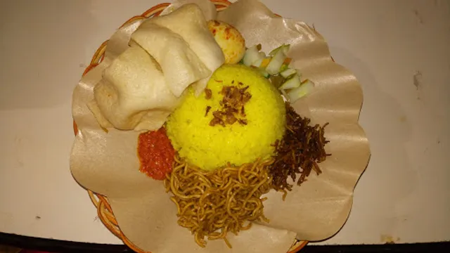 Nasi Kuning Ternate