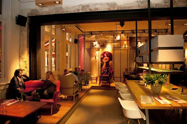 Amadore Café Restaurant Het Postkantoor