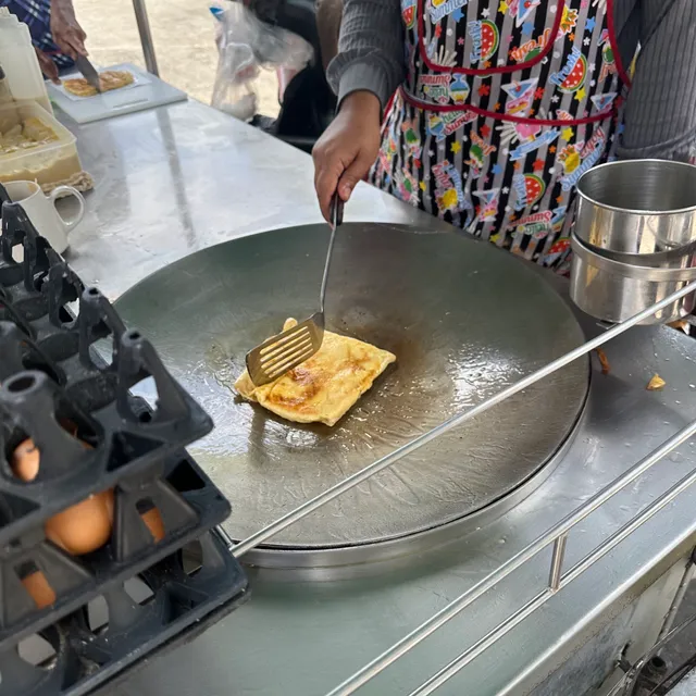 ร้านโรตีปักษ์ใต้ โรตีมะพร้าวอ่อน