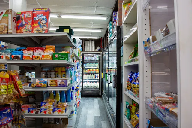 Mothers Deli & grocery