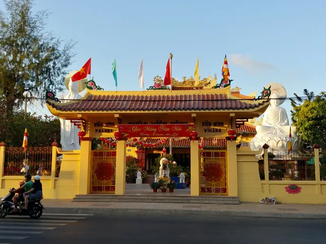 Vien Minh Pagoda