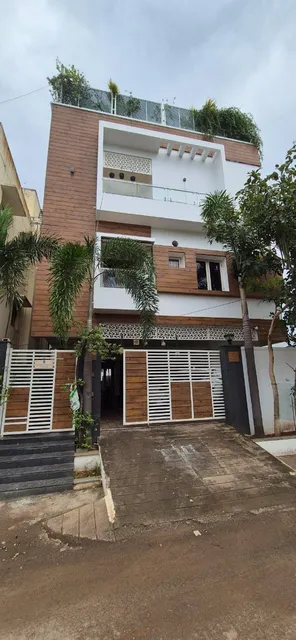 Castles Service Apartment