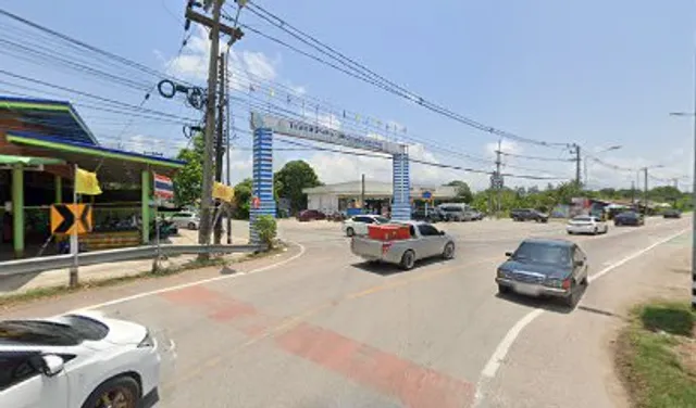 ร้านอาหารน้องพี บริการซีฟู้ด