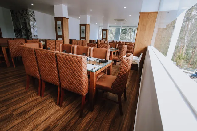 White House Munnar Premium Multi - Cuisine Restaurant