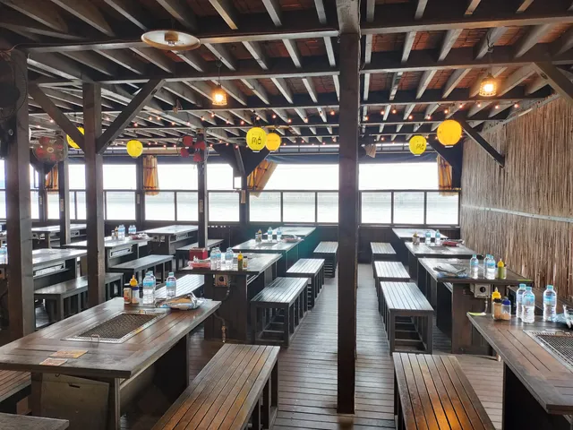 浜焼きバーベキューテラス「海床」