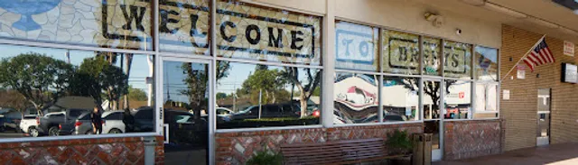 Brent's Deli Northridge