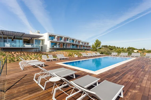 Palmares Beach House Hotel