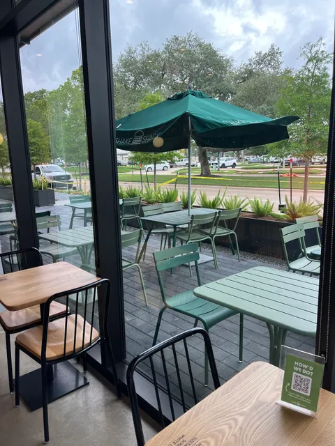 Shake Shack Town and Country