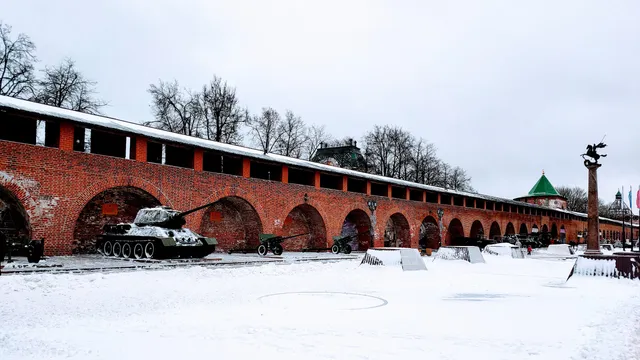 Bürger Gorkis für die Front