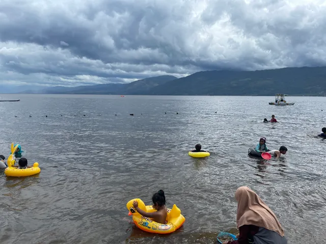 Objek Wisata Danau Singkarak