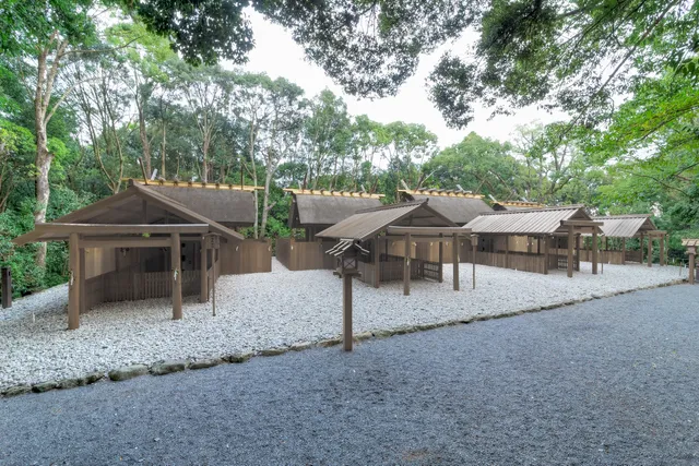 Tsukiyomi-no-miya Shrine