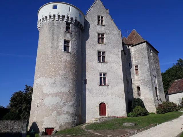 Château et Souterrains Médiévaux de Betz-le-Château