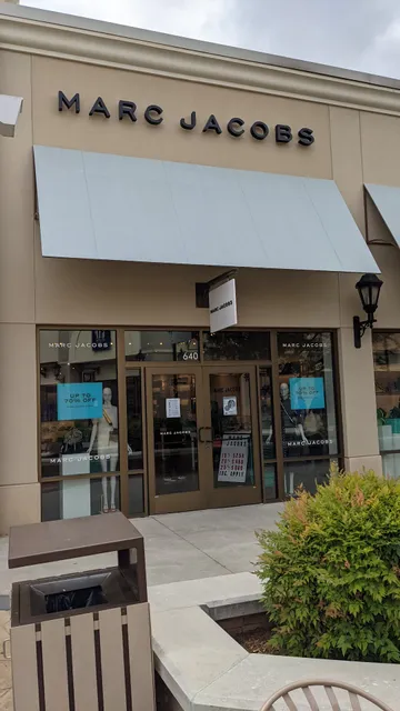 Marc Jacobs - Charlotte Premium Outlets